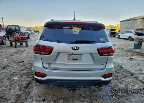 2020 Kia Sorento S z USA, uszkodzony, nr VIN 5XYPG4A54LG692838